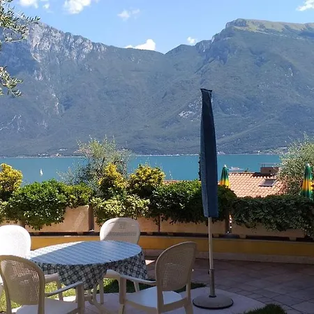 Clivia Limone sul Garda